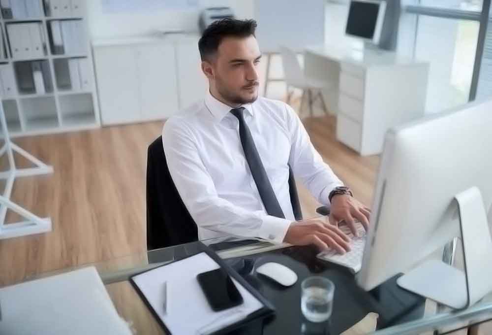 发卡网优惠的打爆别人手机号的软件